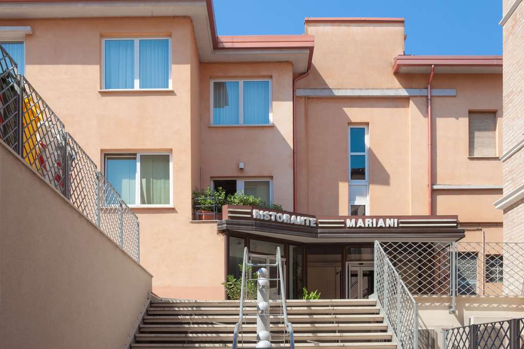 Hotel Mariani Iesi Exterior photo